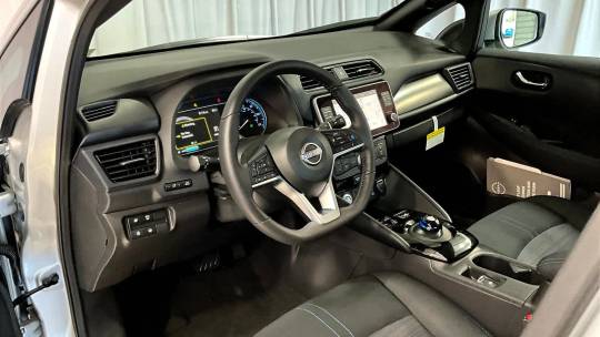2025 Nissan Leaf