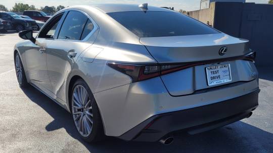 2022 Lexus IS