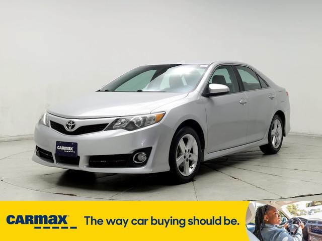 2014 toyota camry se