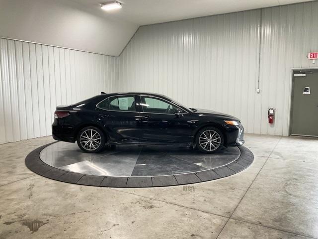 2021 toyota camry xle