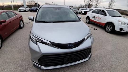 2023 Toyota Sienna