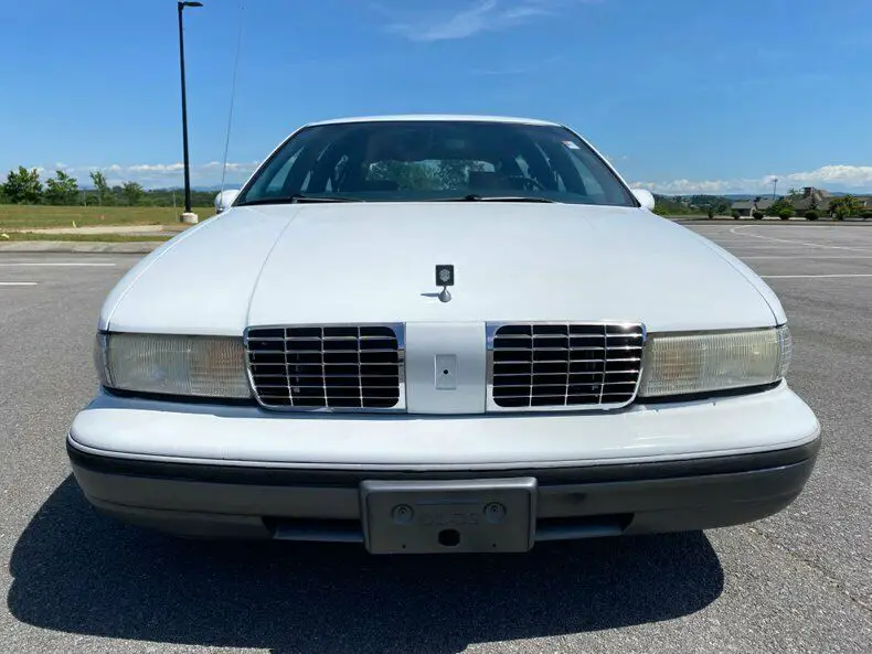 1992 oldsmobile custom cruiser 5.0l v8 1 owner 89k miles clean car fax cold ac