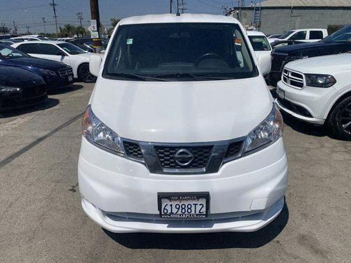 2019 nissan nv200