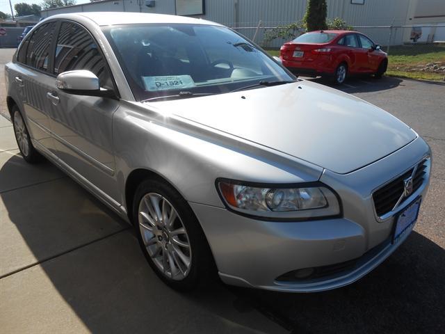 2010 volvo s40 2.4i