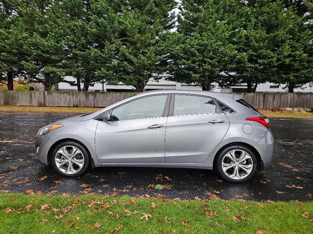 2013 hyundai elantra gt base