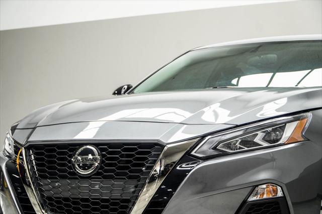 2019 nissan altima 2.5 sr