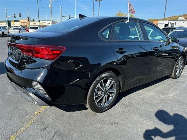 2022 kia forte lxs