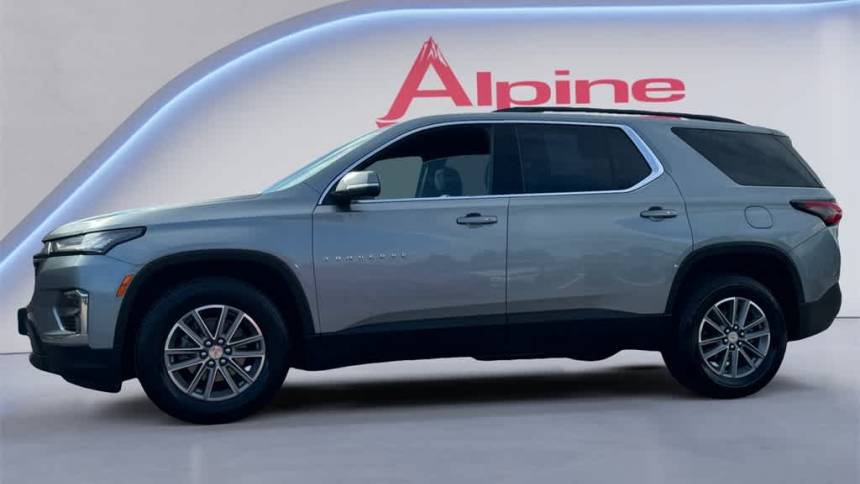 2023 chevrolet traverse lt leather