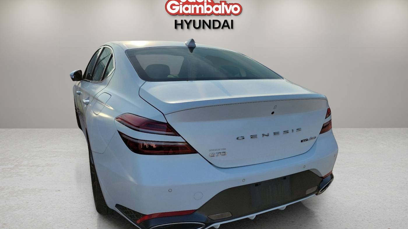 2022 genesis g70 3.3t launch edition