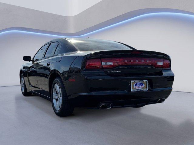 2012 dodge charger se