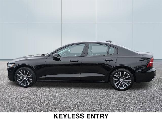 2022 volvo s60
