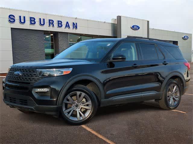 2022 ford explorer xlt