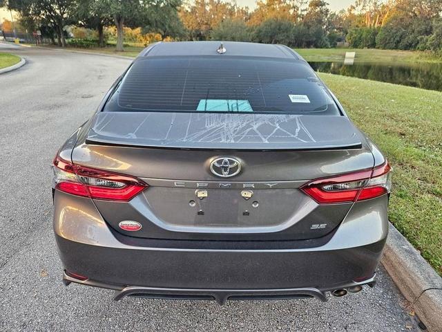 2024 toyota camry se