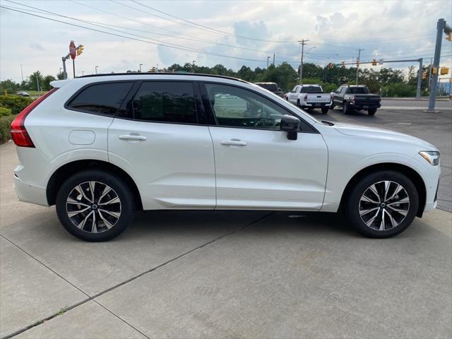 2024 volvo xc60 b5 plus dark theme