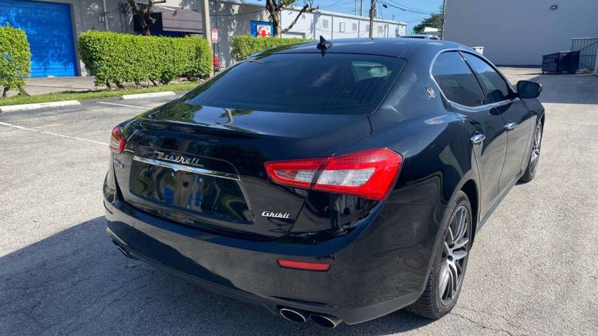 2017 maserati ghibli base