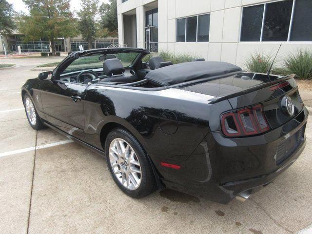 2013 ford mustang v6 premium