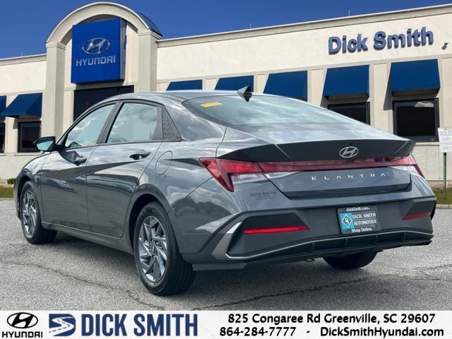 2024 hyundai elantra sel