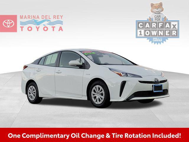 2022 toyota prius le