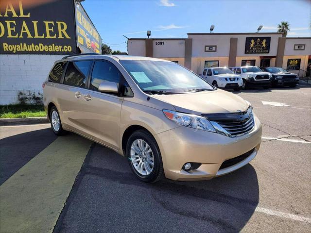 2013 toyota sienna xle