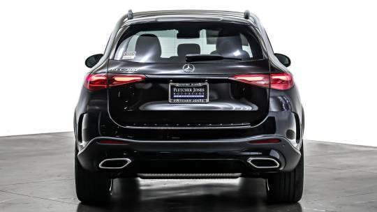 2025 Mercedes-Benz GLC