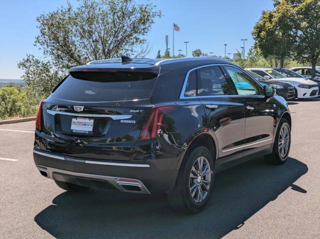 2022 cadillac xt5 premium luxury