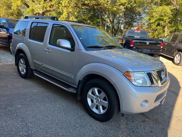 2011 nissan pathfinder sv
