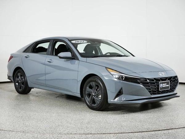 2022 hyundai elantra in saint paul, minnesota