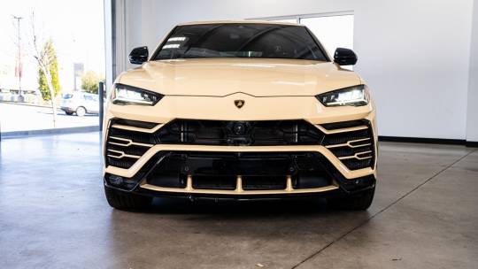 2020 Lamborghini Urus