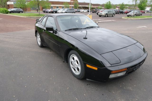 1988 porsche 944 turbo black knight