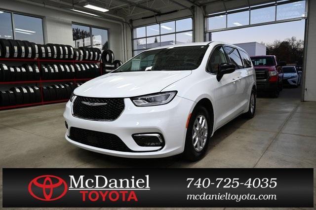 2024 chrysler pacifica touring-l