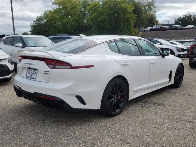 2022 kia stinger gt2