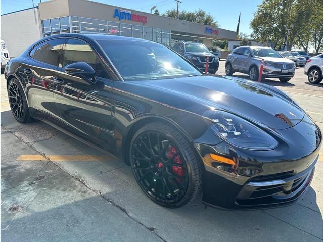 2017 porsche panamera base