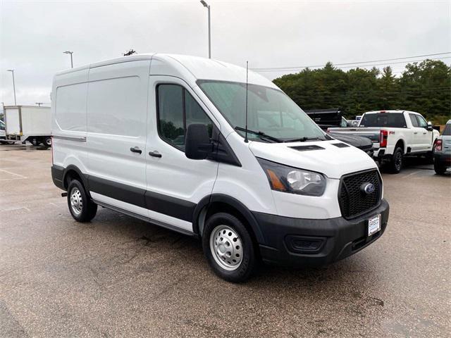 2023 ford transit-150 base