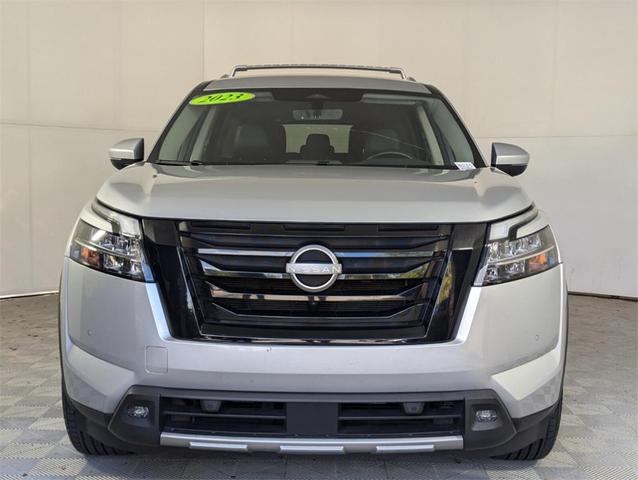 2023 nissan pathfinder sl