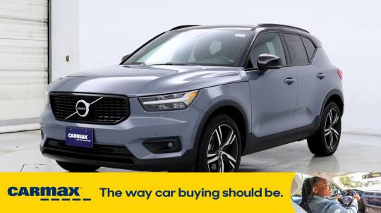 2022 Volvo XC40