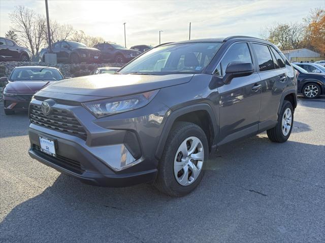 2021 toyota rav4 le