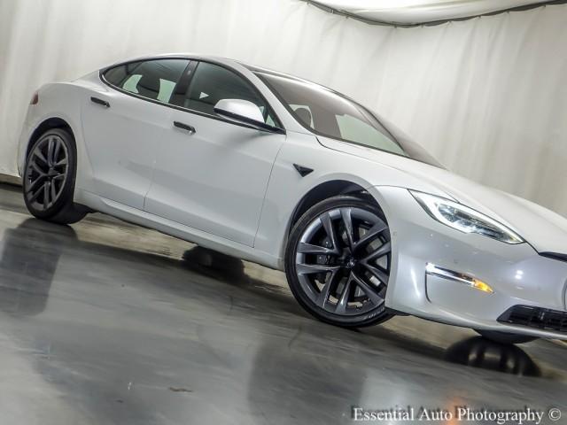 2022 tesla model s plaid