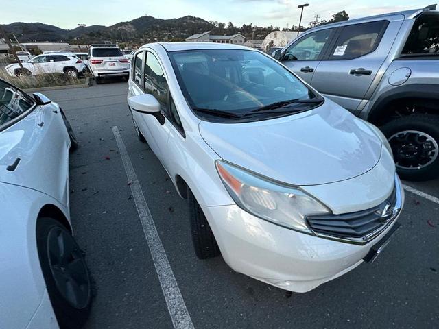 2015 nissan versa note sv