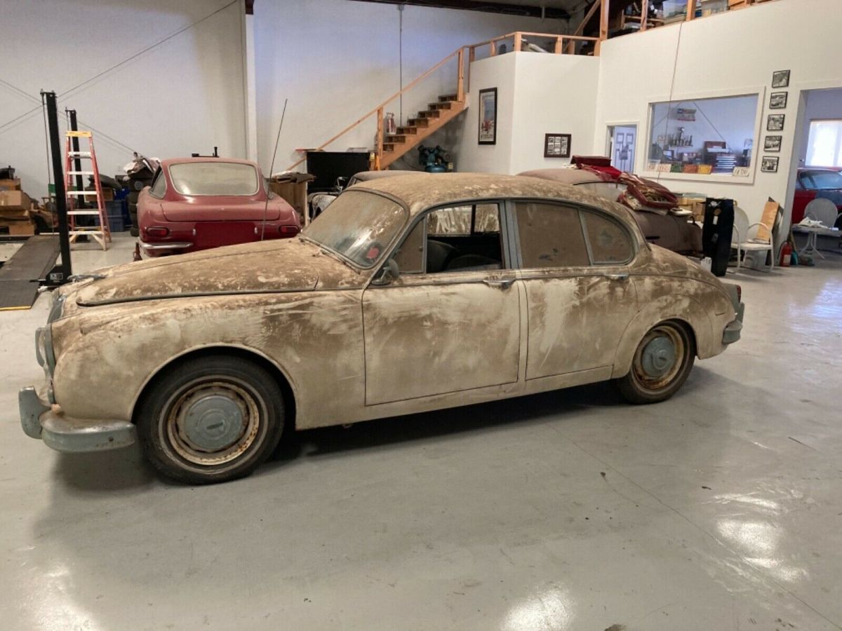 jaguar mk2 3.8. 47 years in georgia barn