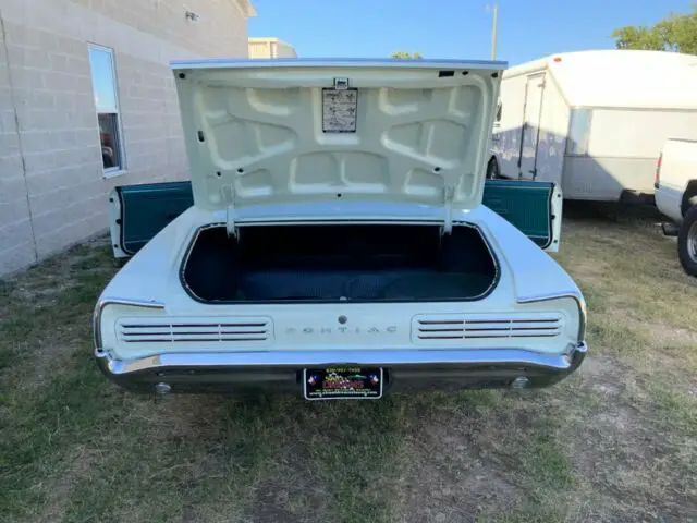 1966 pontiac gto 398 v8 with tri-power and 4-speed 78731 miles white coupe 389 v