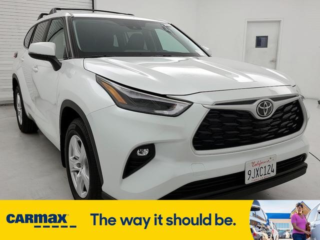 2023 toyota highlander le