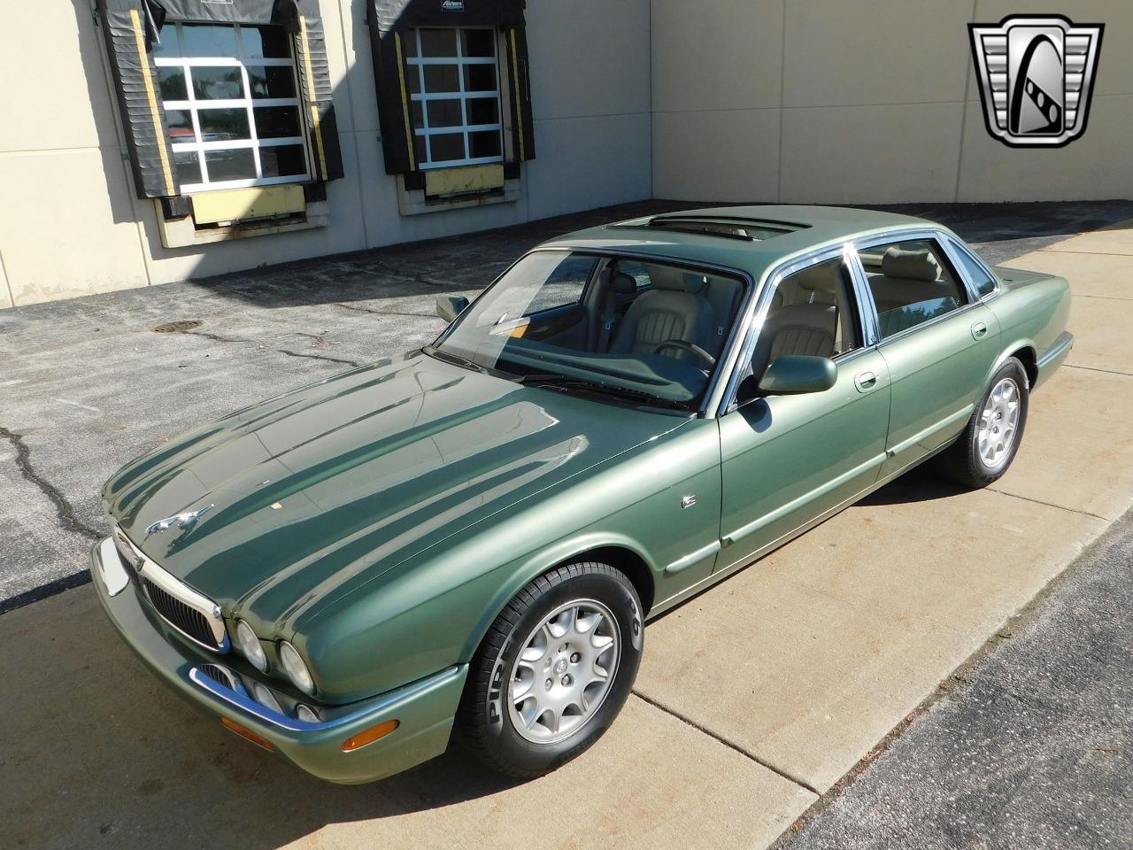 1999 jaguar xj8