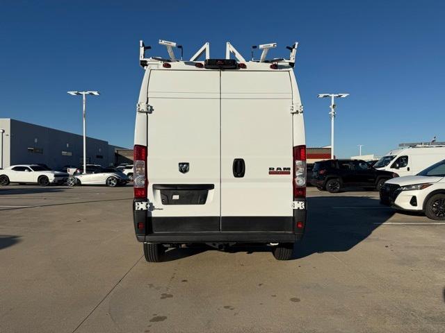 2021 ram promaster 1500 base