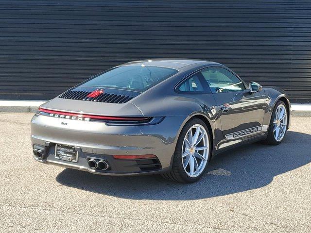 2024 porsche 911 carrera