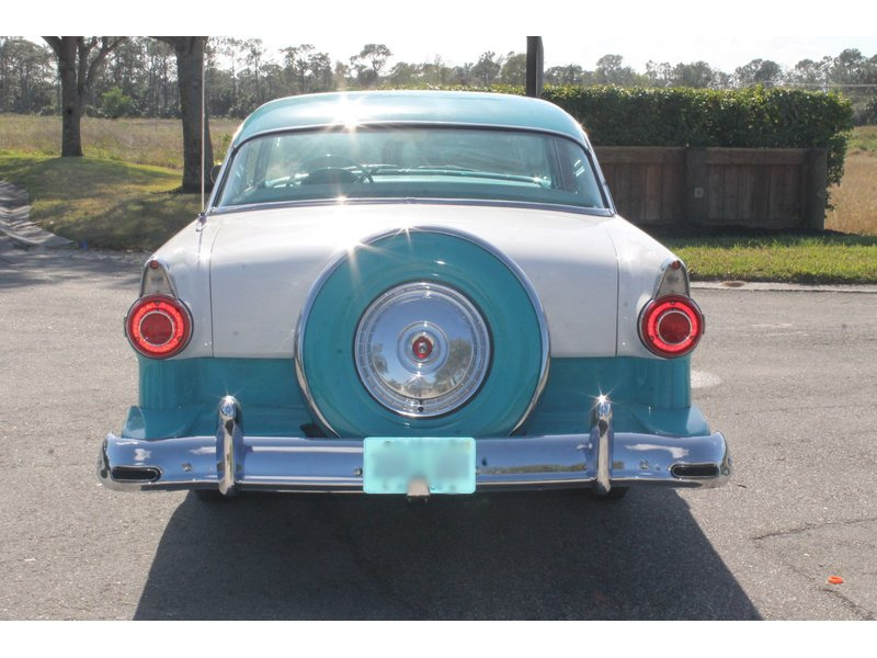 1956 ford victoria 2 door hardtop