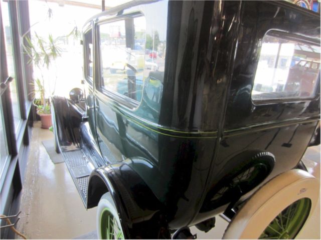 1926 ford model t tudor