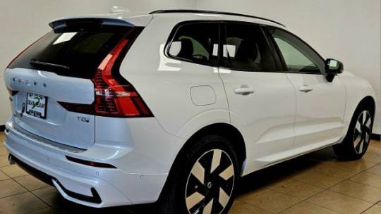 2025 Volvo XC60