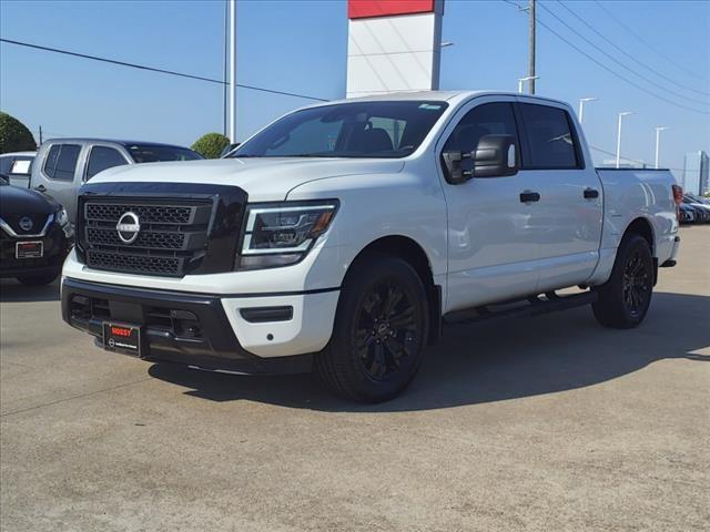 2024 nissan titan sv