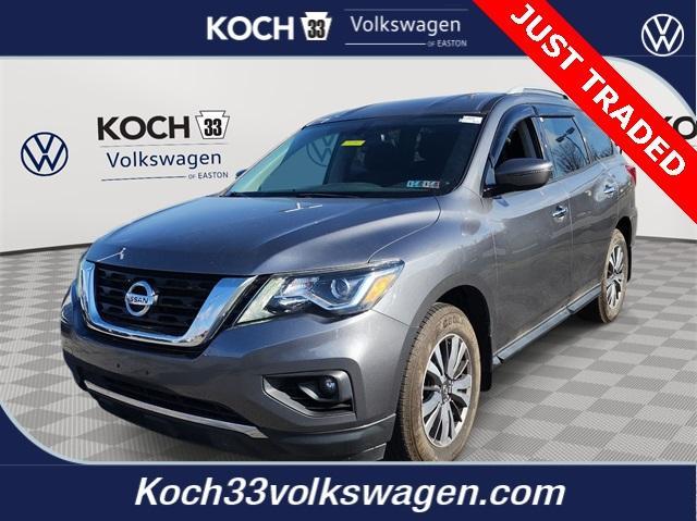 2018 nissan pathfinder sv