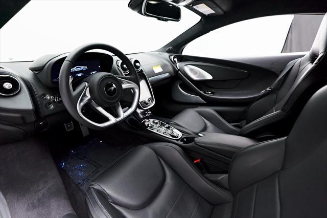 2023 mclaren gt base